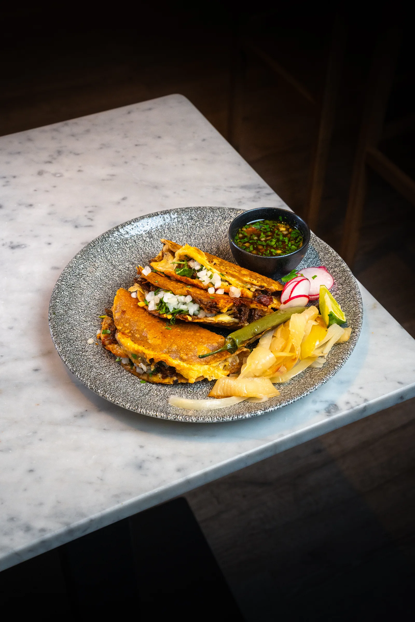 Birria quesadillas på Xulo